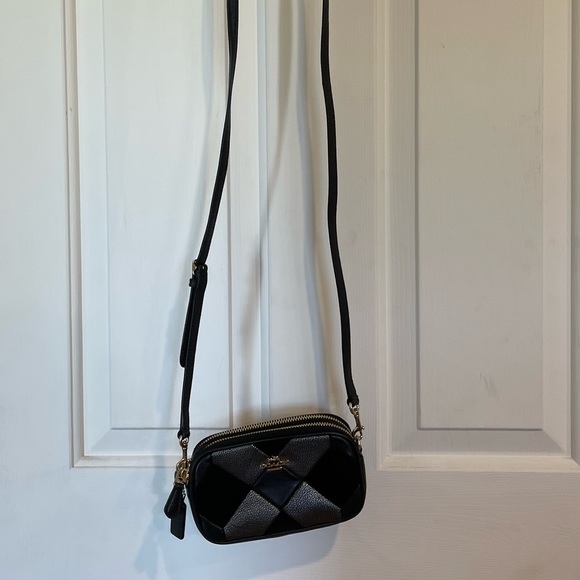 Coach purse - Picture 2 of 5